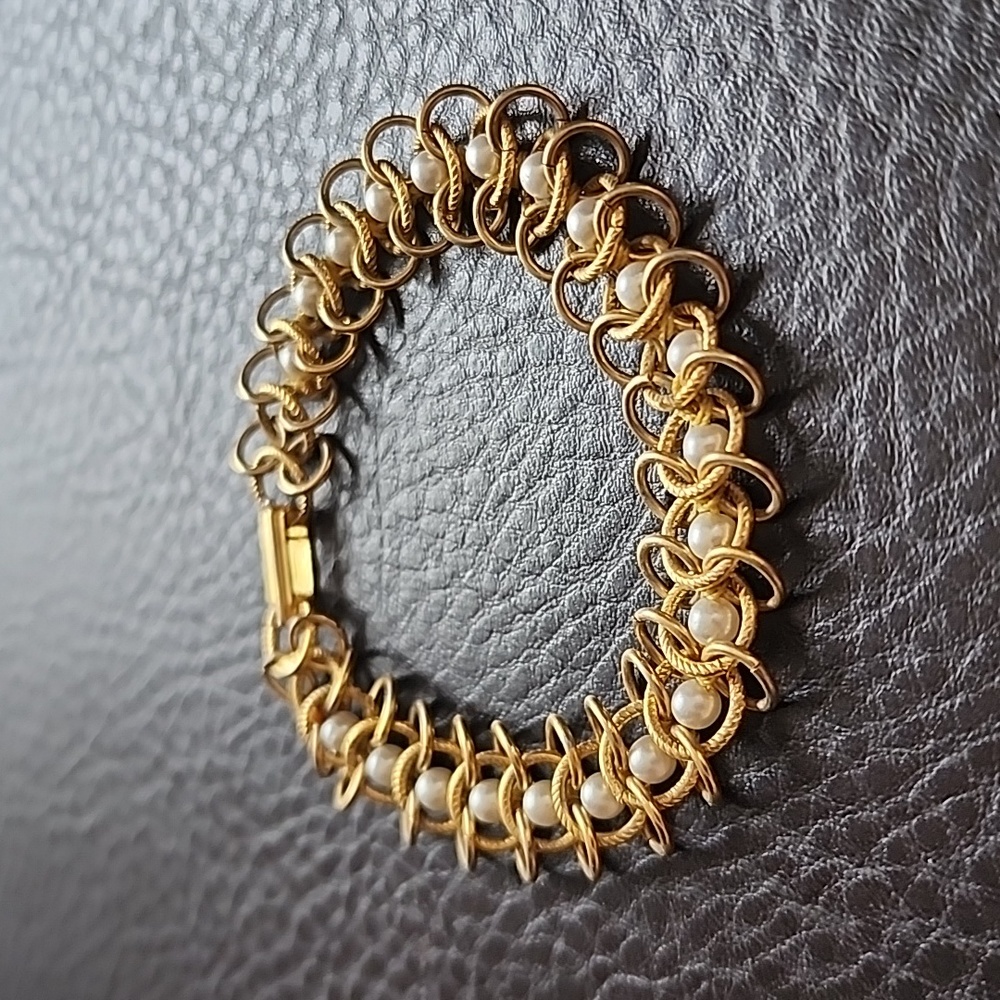 VTG Goldette bracelet